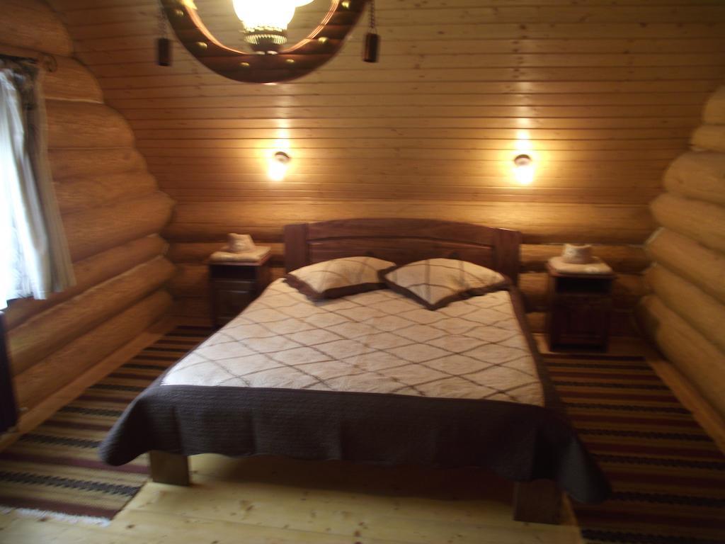 Cabana Piatra Runcului Vatra Moldoviţei Buitenkant foto